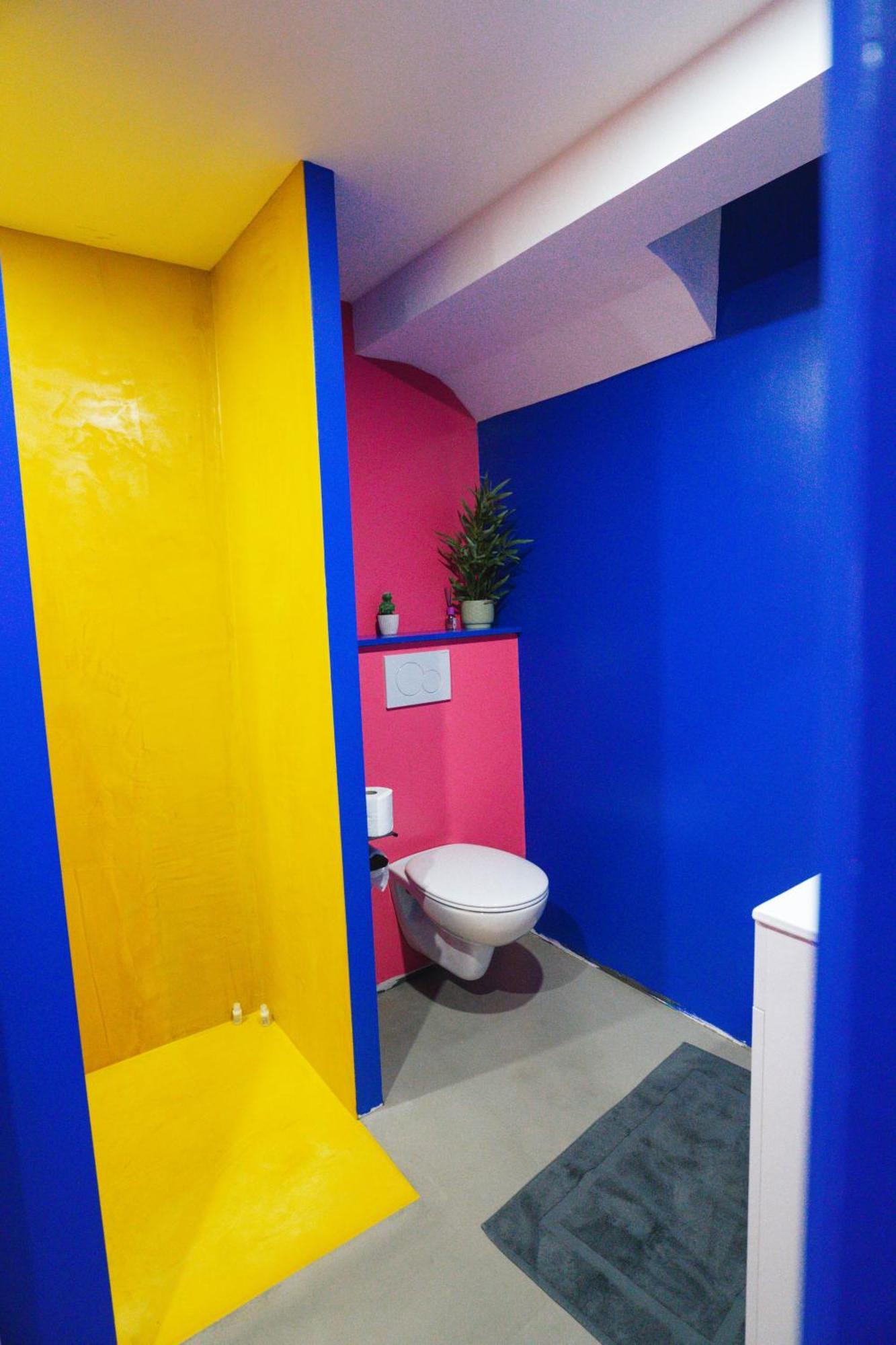 Capsule Boogie-Woogie - Jacuzzi - Sauna - Billard - Jeux - Ecran Geant - Filet Suspendu - Netflix La Louvière Exterior foto